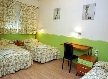 De La Torre Economico 3* Βαγιαδολίδ