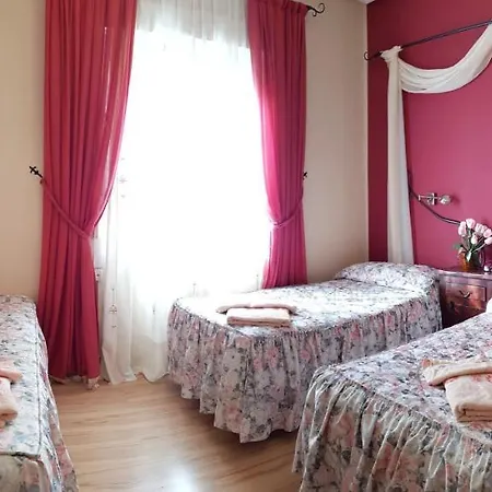 De La Torre Economico Πανσιόν