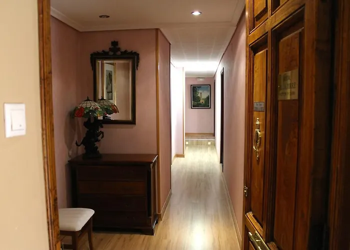 De La Torre Economico 3* باياذوليد